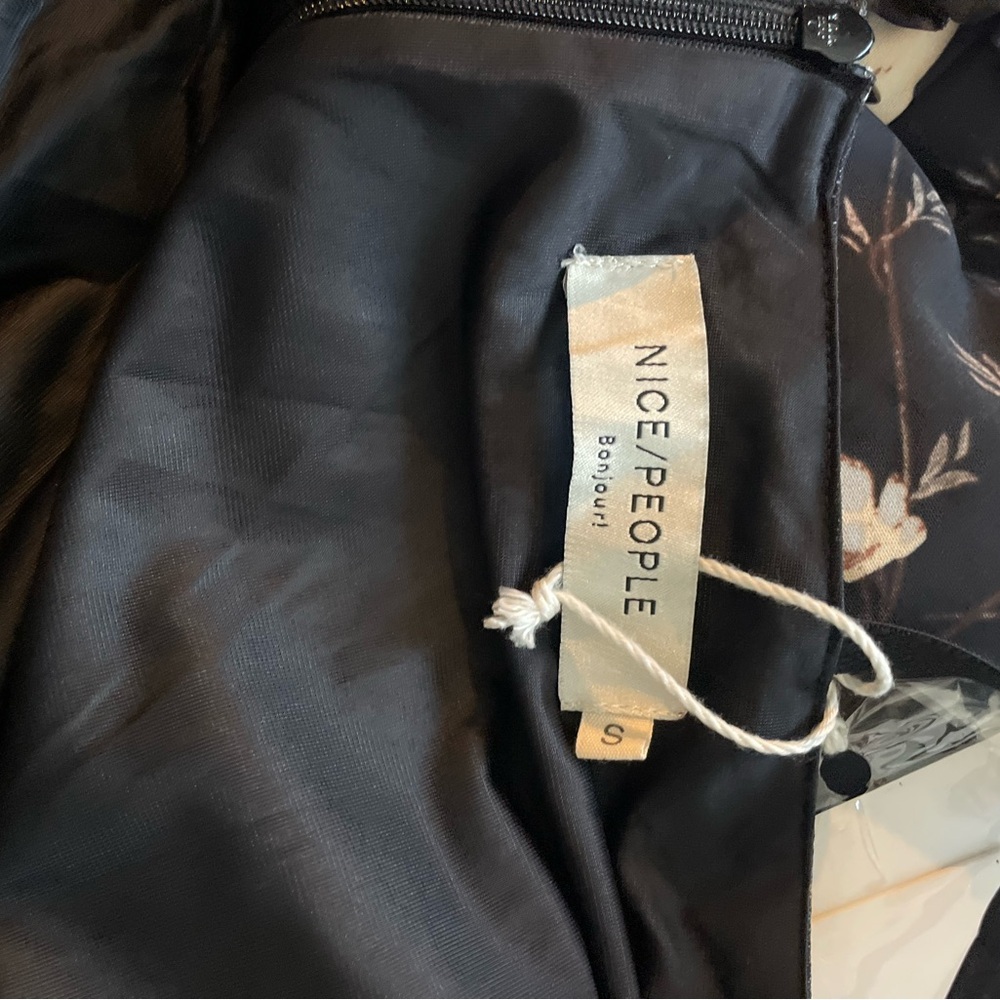 NICE PEOPLE Black Floral Jacket - Black